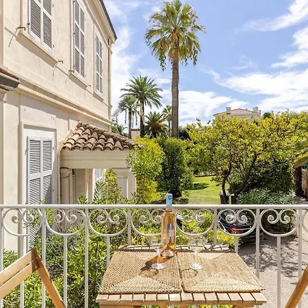 Le Divona By Apirent #parking #piscine #airconditioning * Cannes